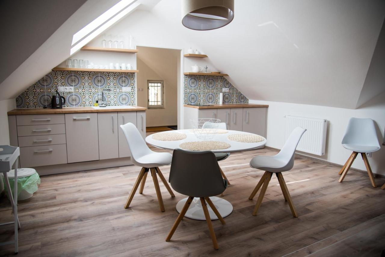Apartman Veritas 米库洛夫 外观 照片
